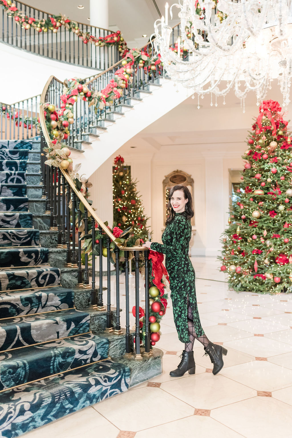 Christmas Party Outfit (20+ Christmas Outfit Ideas from Dressy to